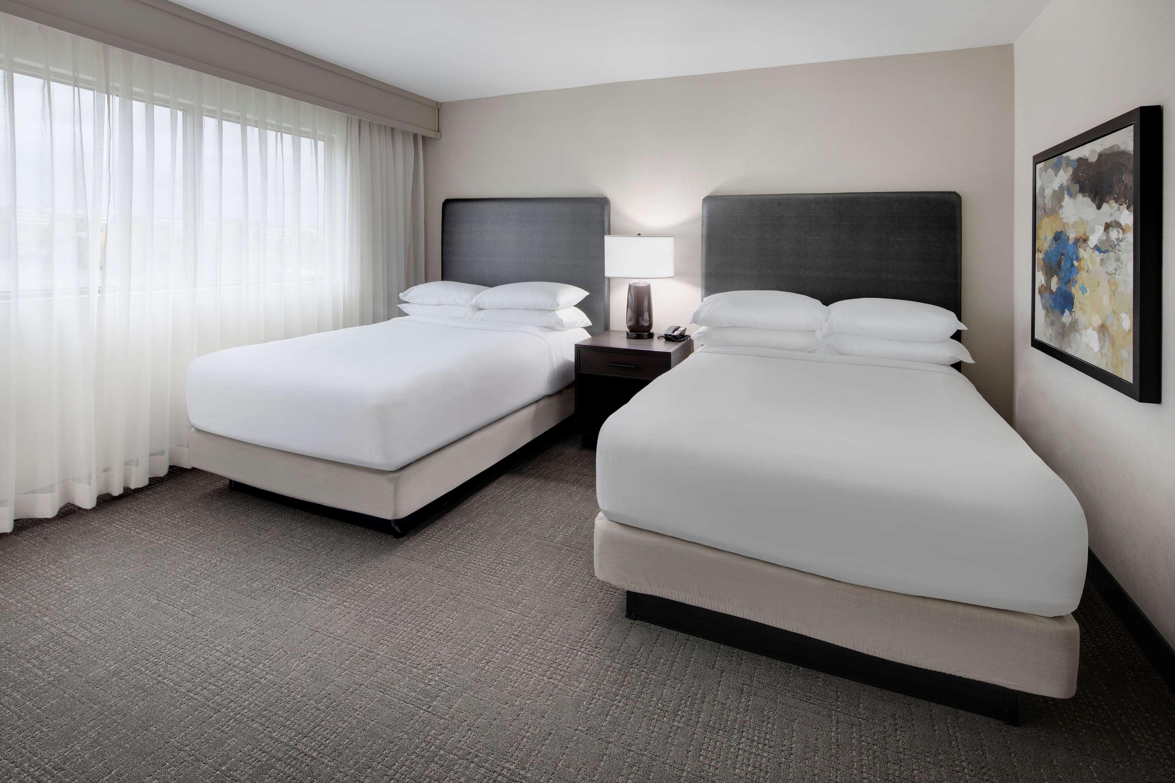Embassy Suites By Hilton Detroit Troy Auburn Hills Esterno foto