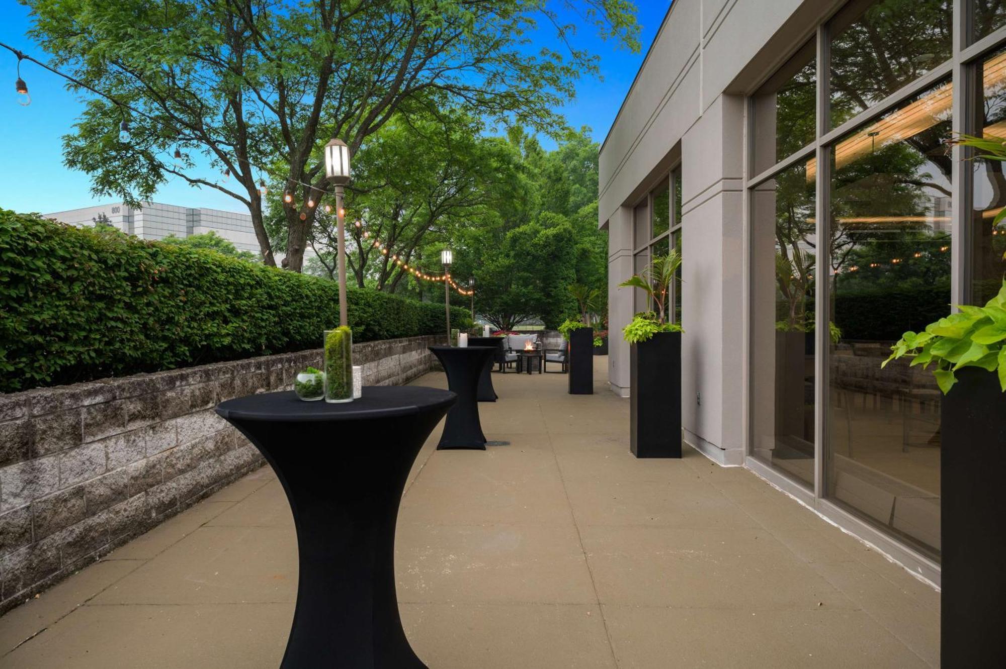 Embassy Suites By Hilton Detroit Troy Auburn Hills Esterno foto