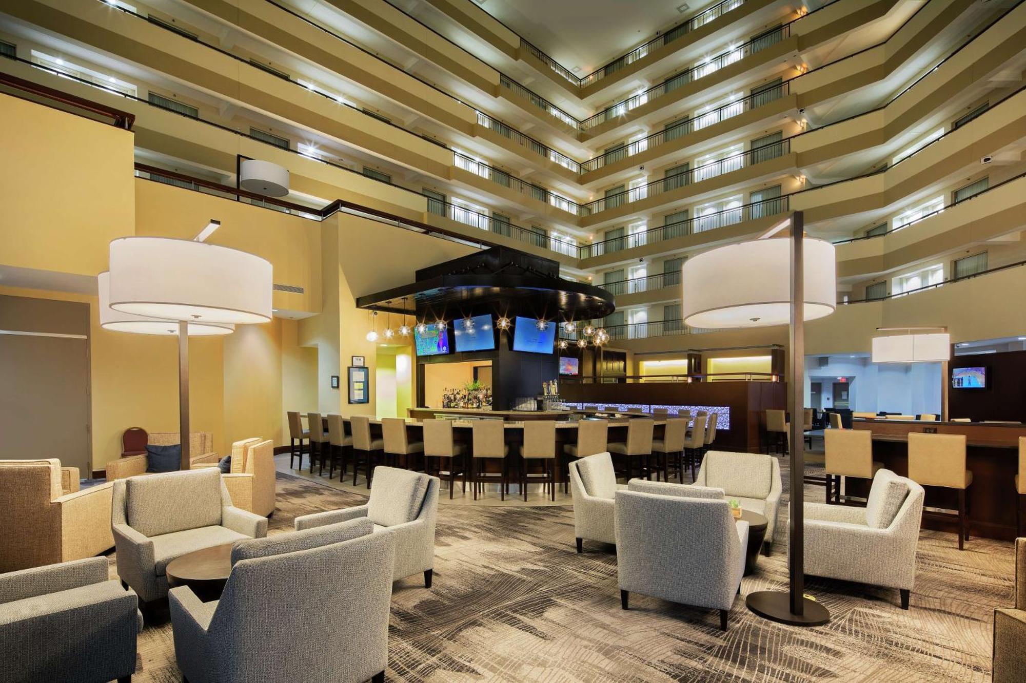 Embassy Suites By Hilton Detroit Troy Auburn Hills Esterno foto