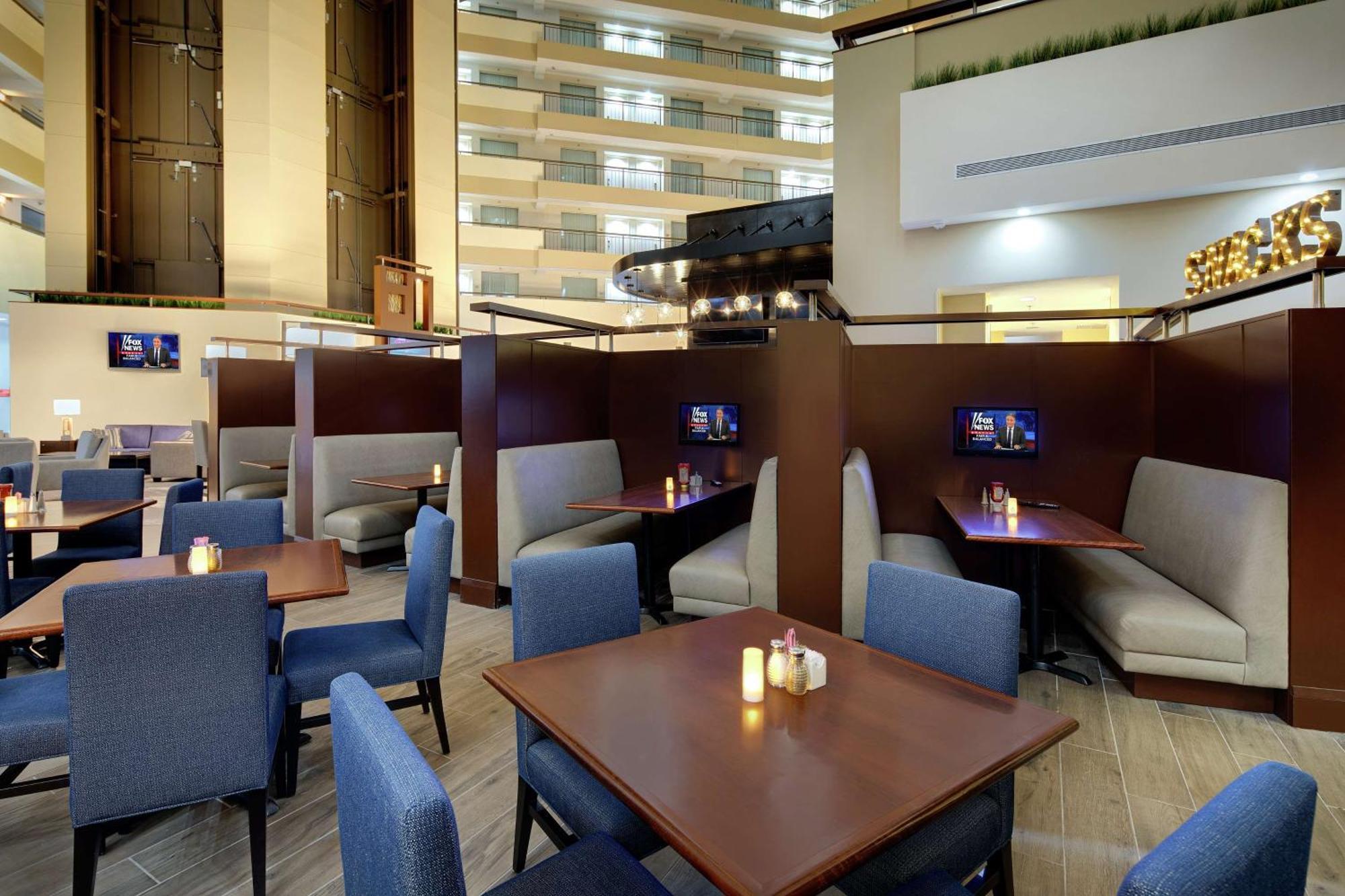 Embassy Suites By Hilton Detroit Troy Auburn Hills Esterno foto