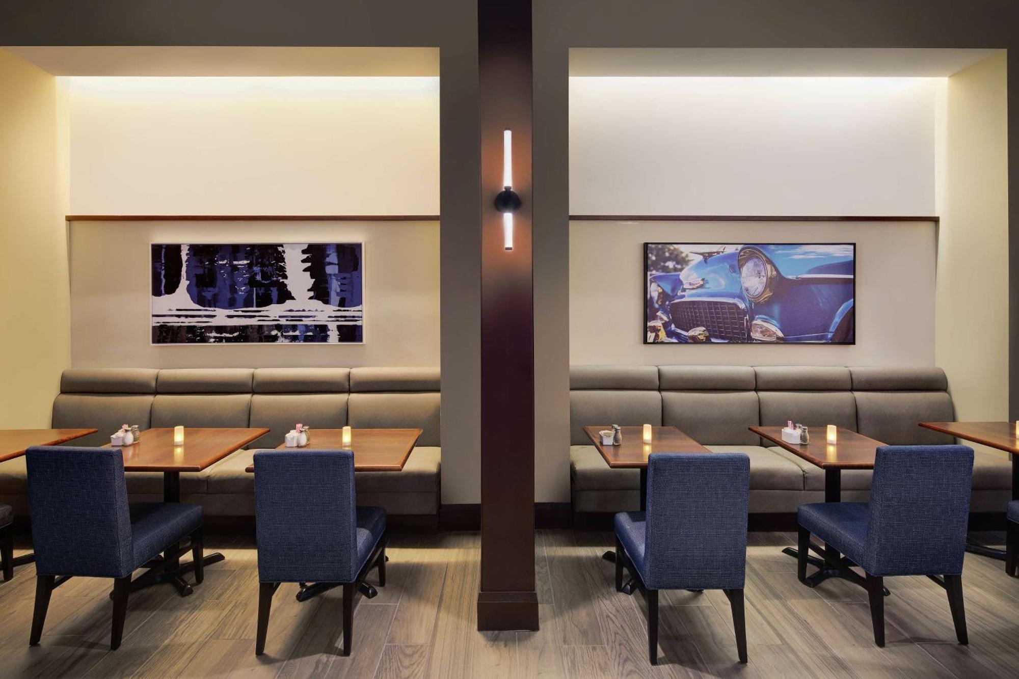 Embassy Suites By Hilton Detroit Troy Auburn Hills Esterno foto