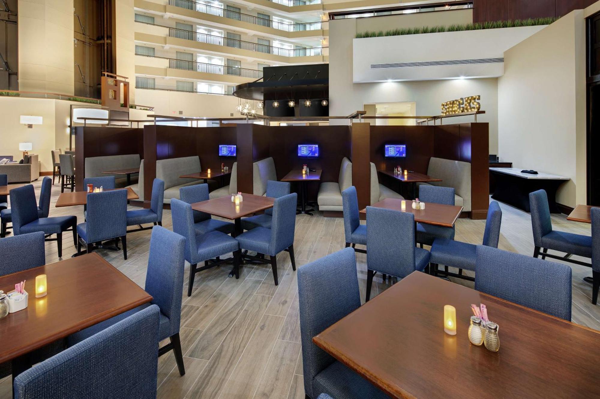 Embassy Suites By Hilton Detroit Troy Auburn Hills Esterno foto