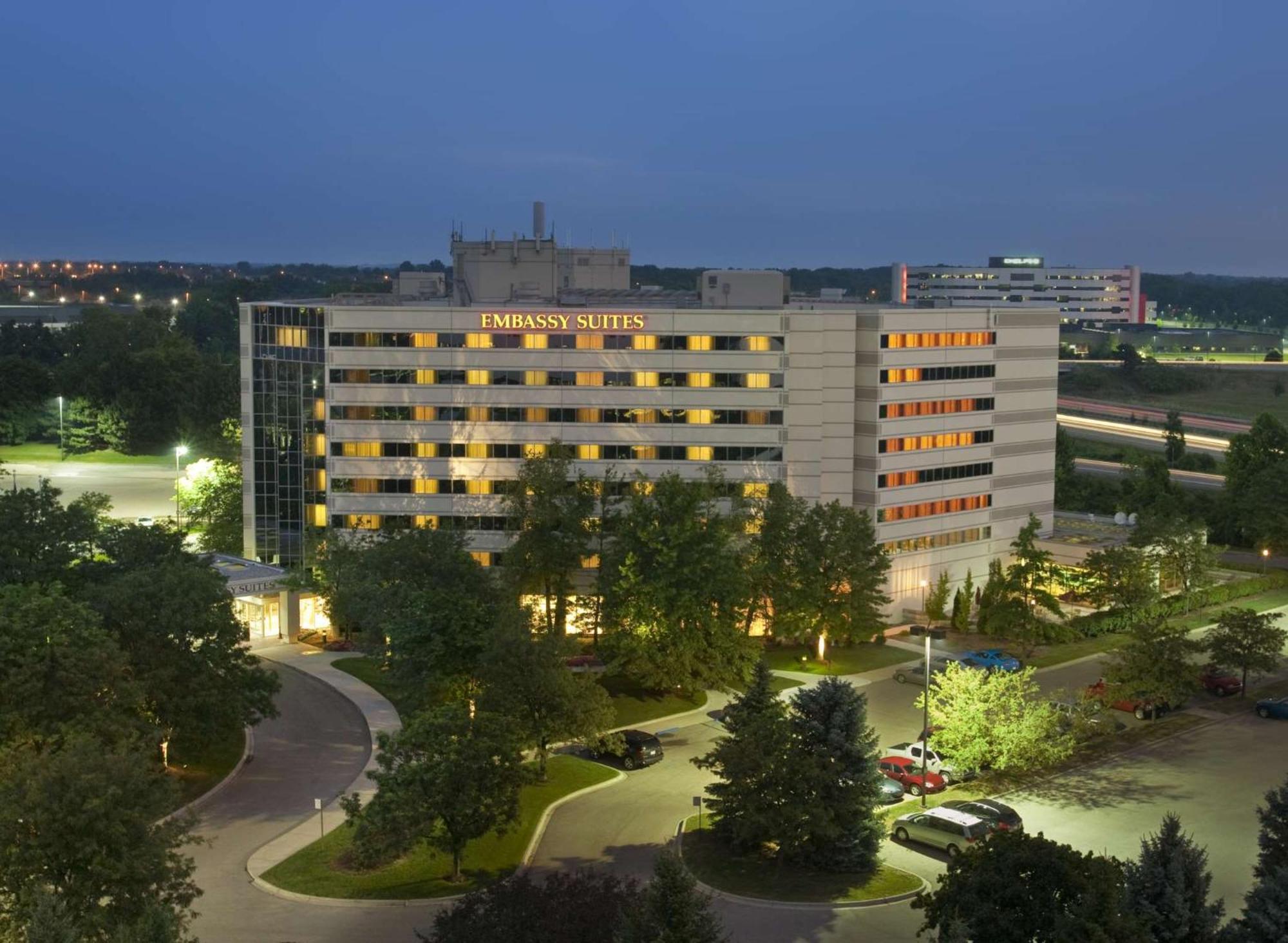Embassy Suites By Hilton Detroit Troy Auburn Hills Esterno foto